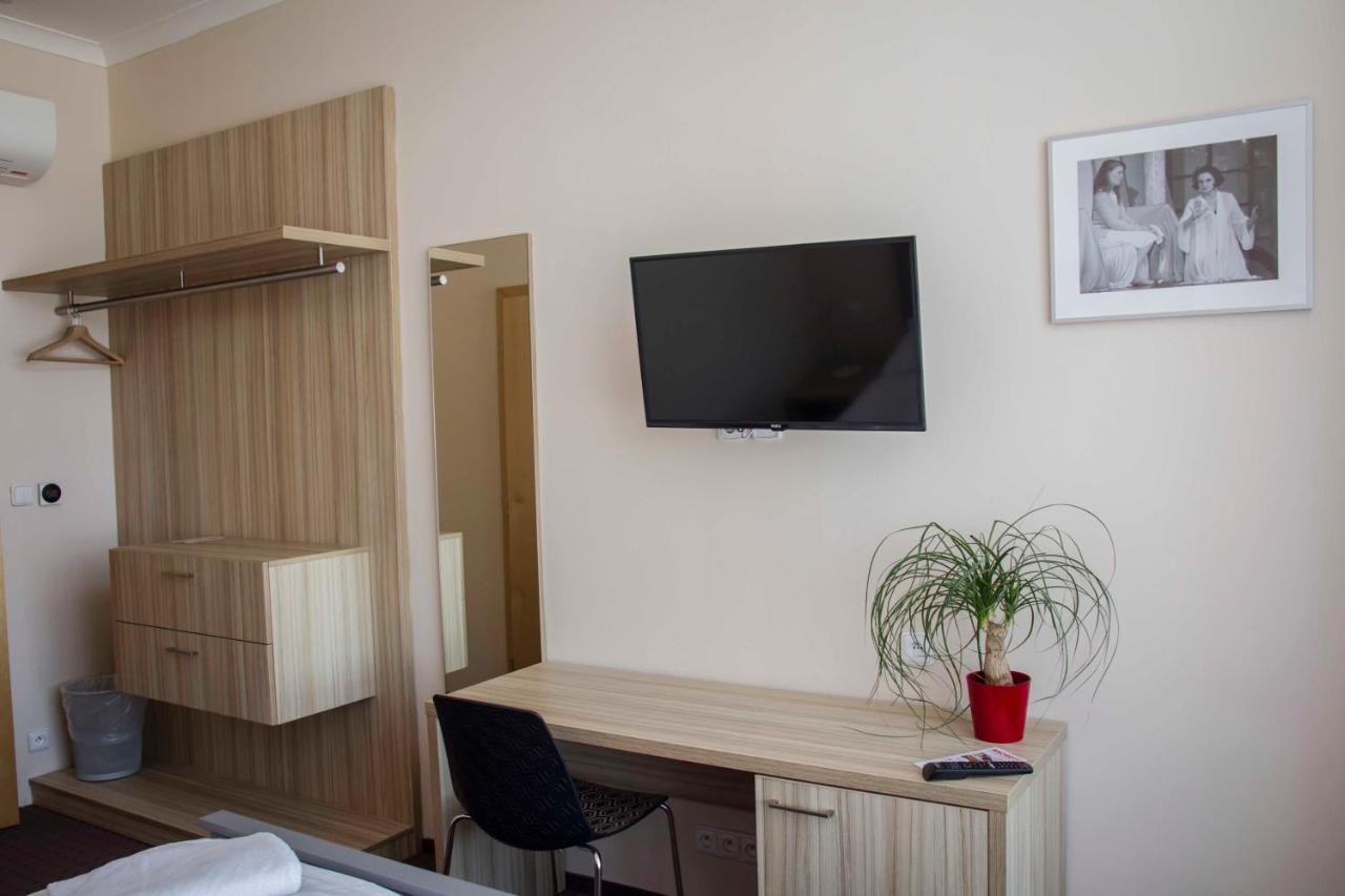 Hotel Akord Ostrava Exterior foto